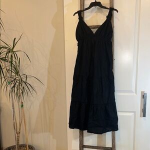 Love Tree Black Maxi Sundress with V-Neck and Tiered Skirt